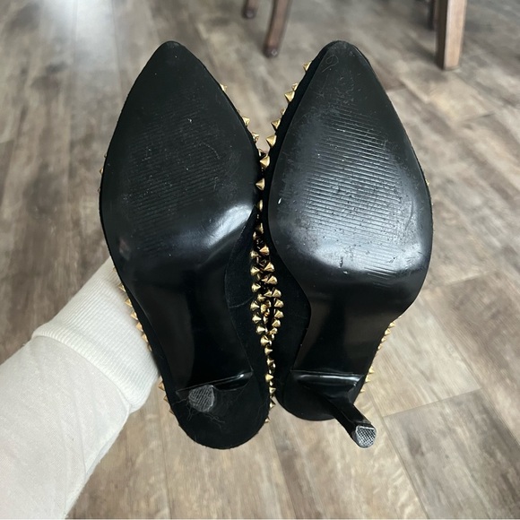 Beautiful Steve Madden Mini Rock Stud Heels - Picture 9 of 9
